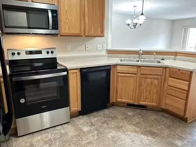 Condo for rent in Savage
