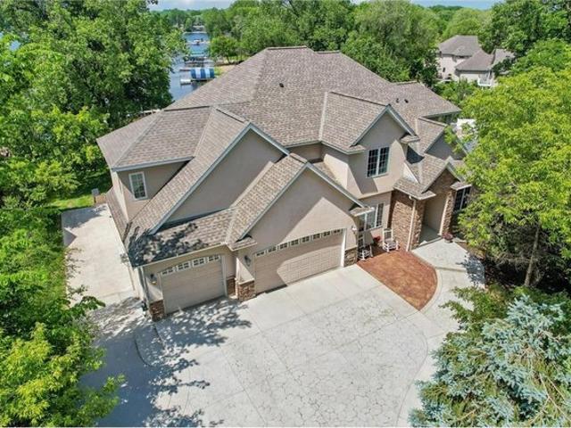 House for sale in Burnsville, Minnesota