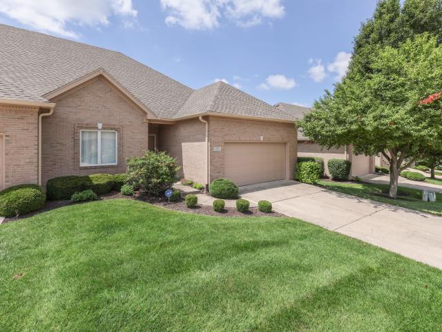 Condo for sale in Greenwood, Indiana