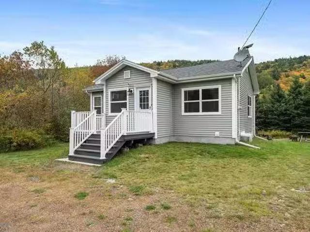 House for sale in Wentworth, Wentworth Centre