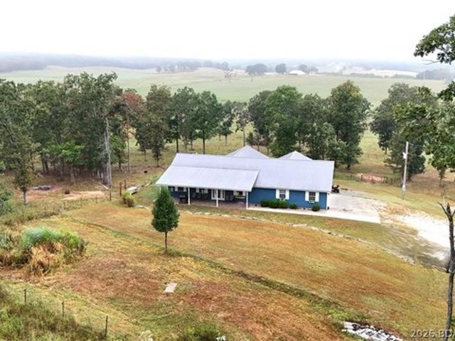 House for sale in Iberia, Missouri