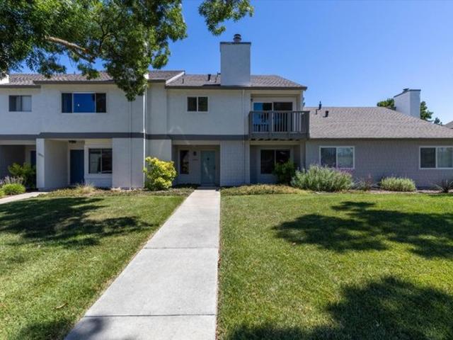 Townhouse for sale in Morgan Hill, California