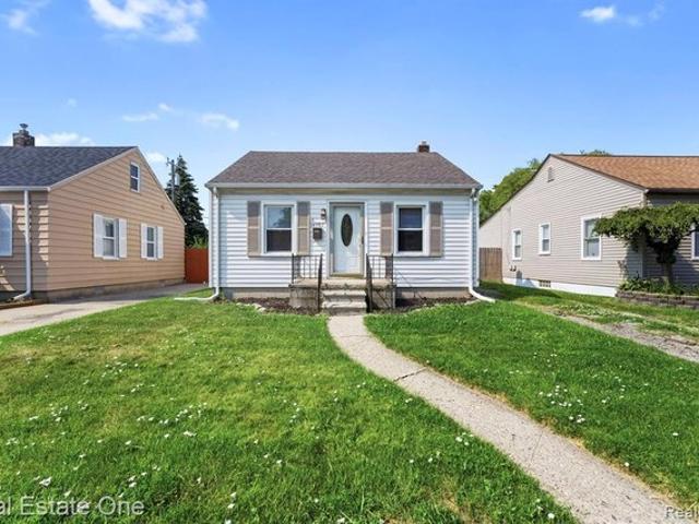 House for sale in Allen Park, Michigan