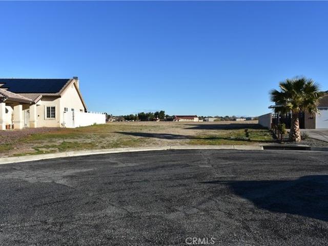 Land for sale in Helendale, California
