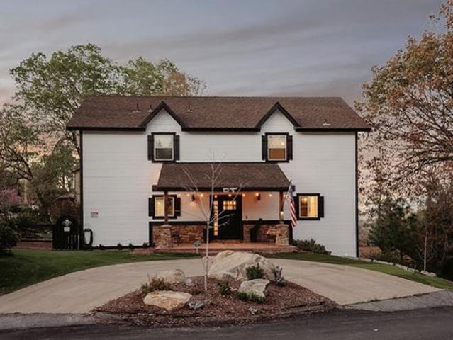 House for sale in Cedar Glen, California