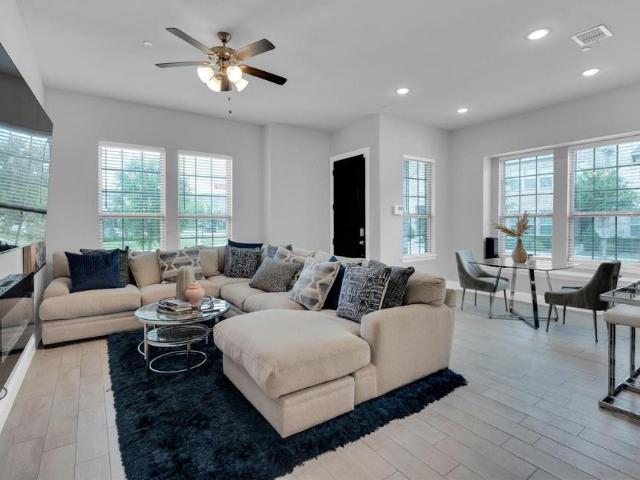 Property for rent in Farmers Branch, Texas