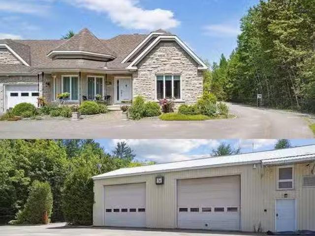 House for sale in Les Collines-de-l'outaouais, Quebec