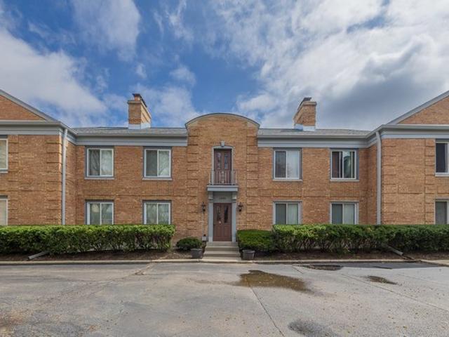 Condo for sale in Northbrook, Illinois