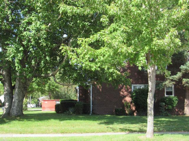 House for sale in Wellington Heights Condominium, Clinton Township