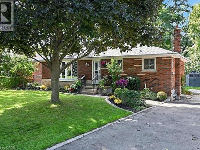 House for sale in Caledonia, Ontario