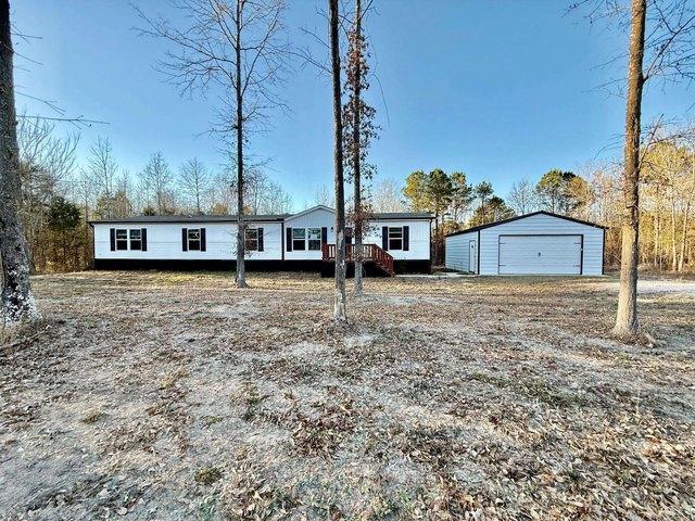 House for sale in Gilchrist, Texas