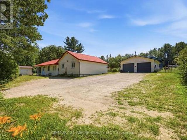 House for sale in Renfrew, Ontario