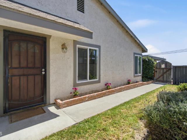 House for sale in Santa Paula, California