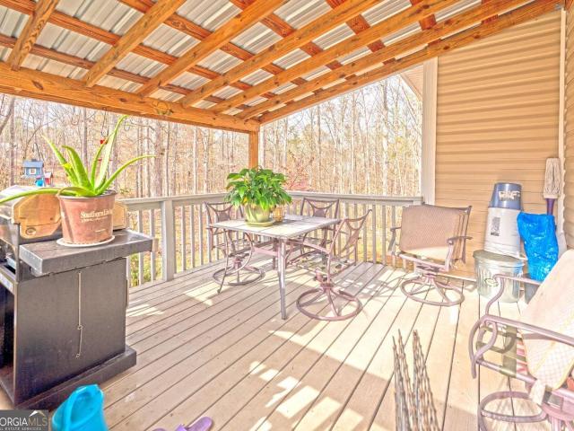 House for sale in Hull, Georgia