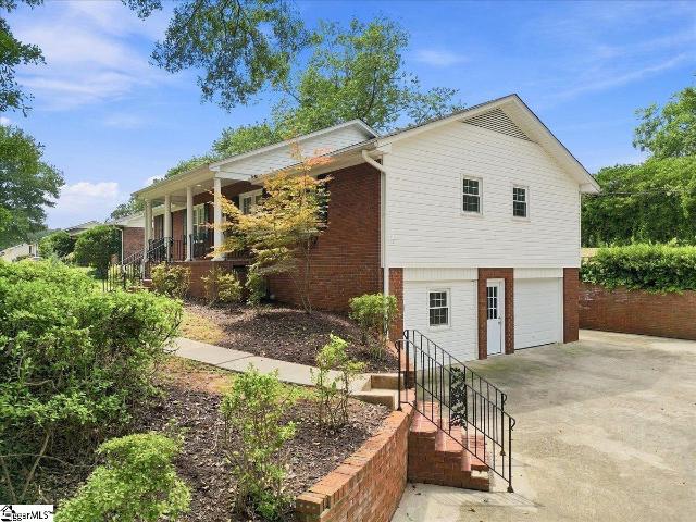 House for sale in Boiling Springs, South Carolina