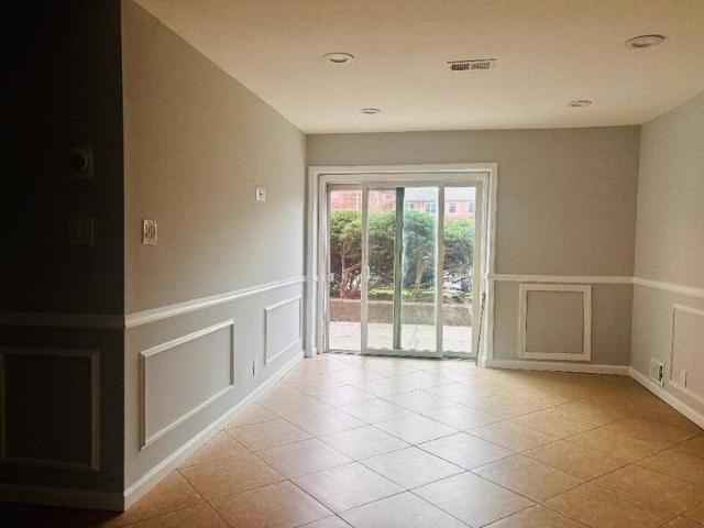 Condo for rent in Staten Island