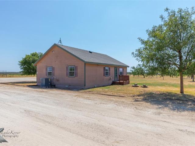 House for sale in Taylor, Texas