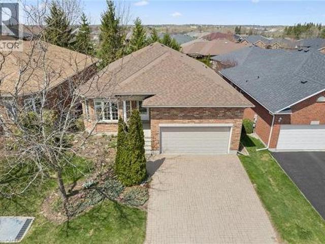 Condo for sale in Wilmot, Ontario