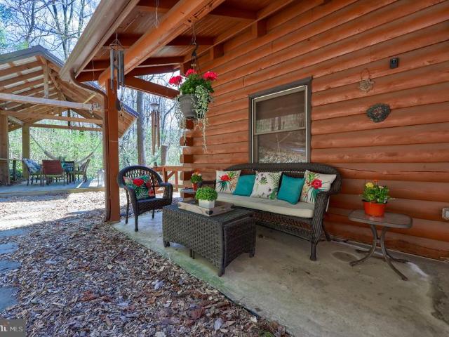 House for sale in Holtwood, Pennsylvania