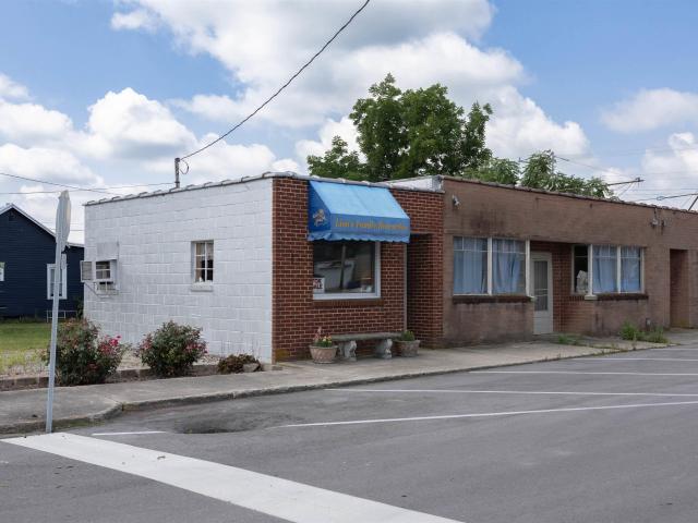 Commercial for sale in Parker City, Randolph County