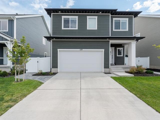House for sale in Saratoga Springs, Utah