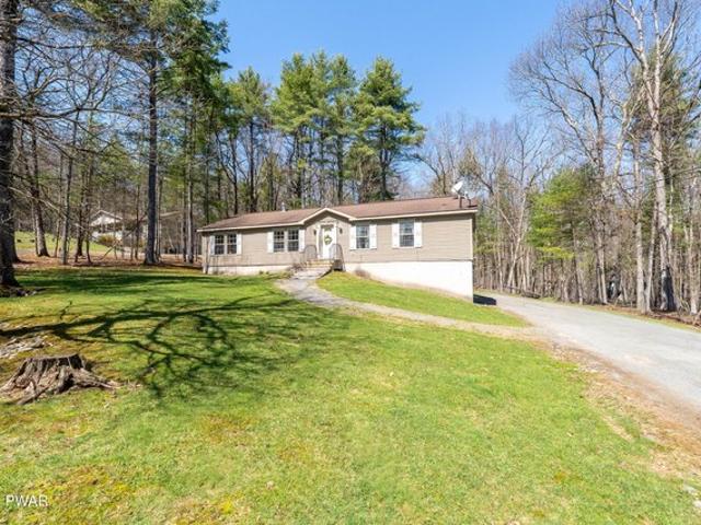 House for sale in Hawley, Pennsylvania