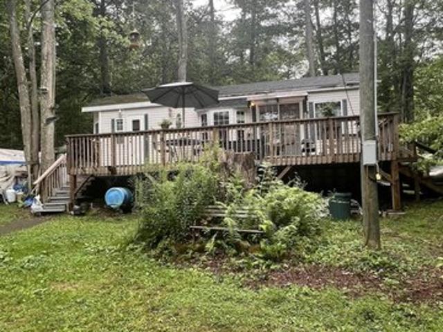 House for sale in South Sterling, Pennsylvania