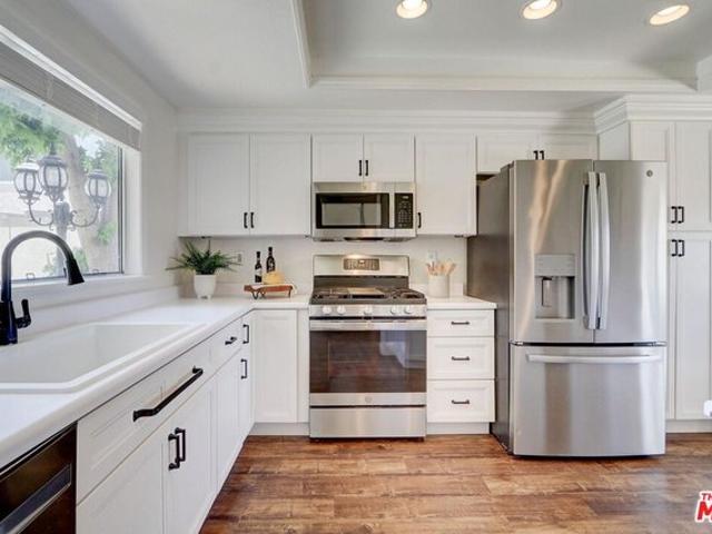 Townhouse for sale in Newbury Park, California