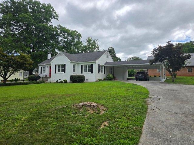 House for sale in Summerville, Georgia