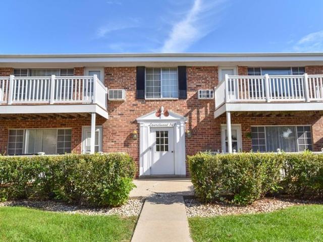Condo for sale in Thiensville, Wisconsin