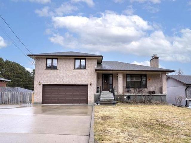 House for sale in Thunder Bay, Ontario