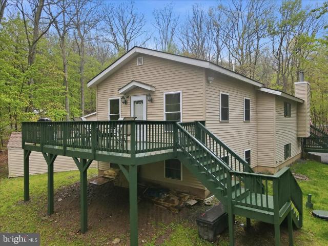 House for sale in Gilbert, Pennsylvania