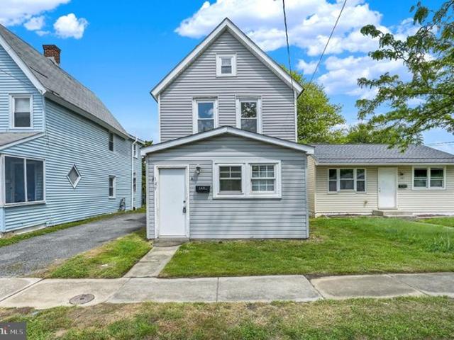 House for sale in Fairview, Dover
