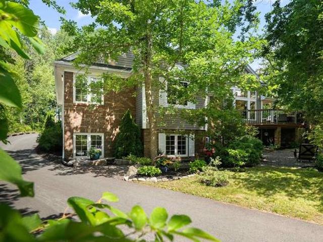 House for sale in Wolfville, Nova Scotia