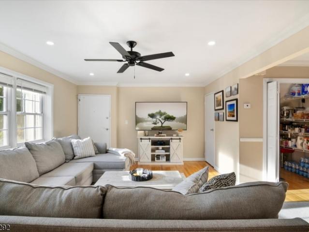 Condo for sale in Cedar Grove, New Jersey
