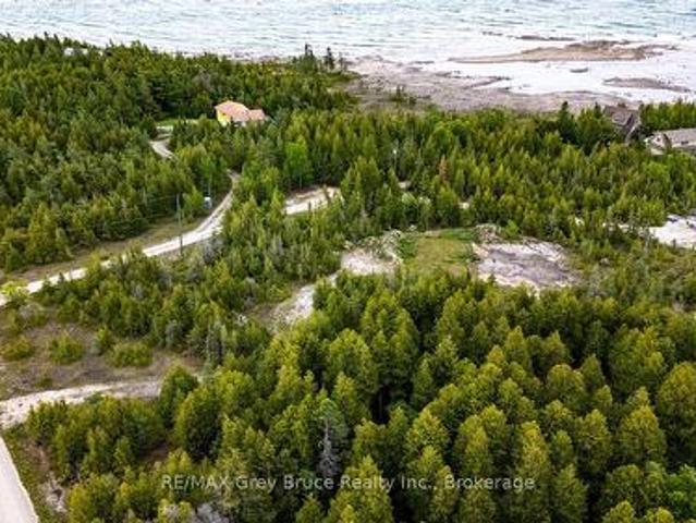 Land for sale in Ontario