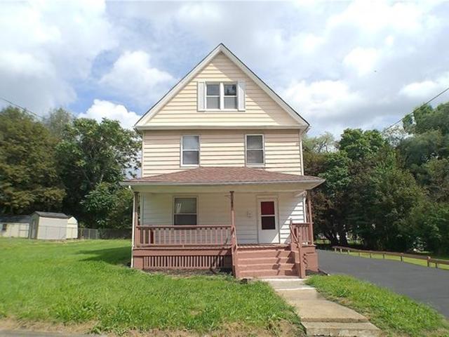 House for sale in Youngstown, Ohio
