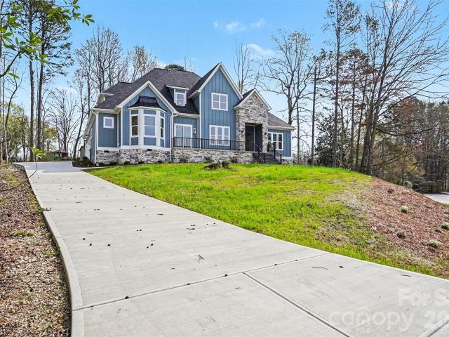 House for sale in Troutman, North Carolina