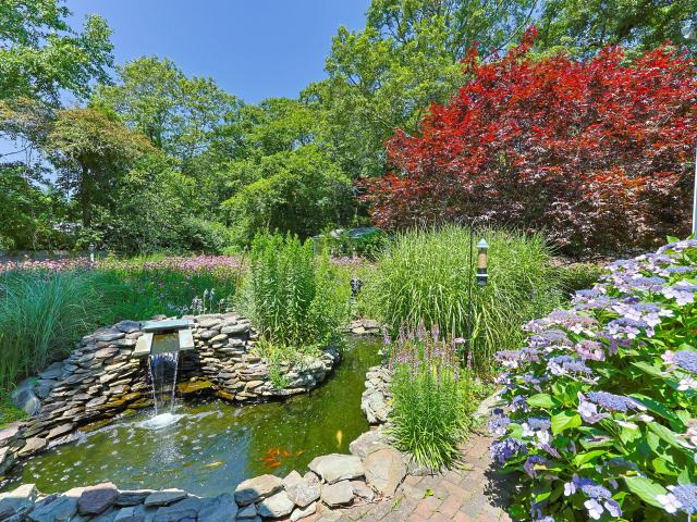 House for sale in Centerville, Centerville