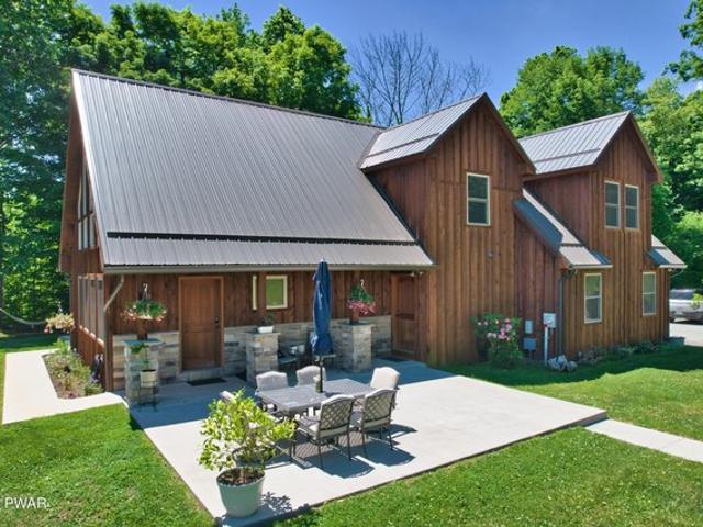 House for sale in Equinunk, Pennsylvania