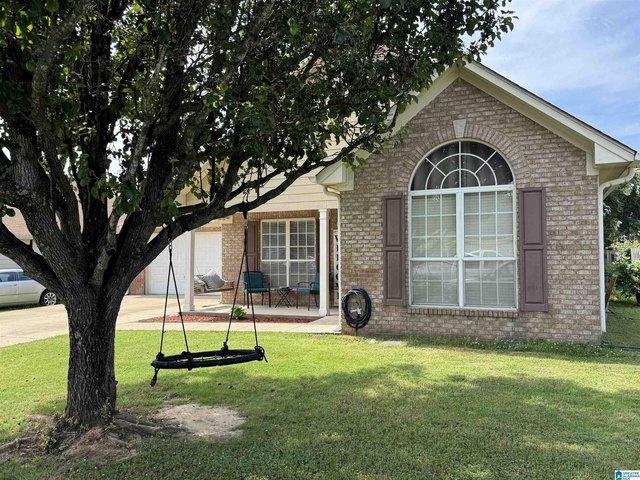 House for sale in Calera, Alabama