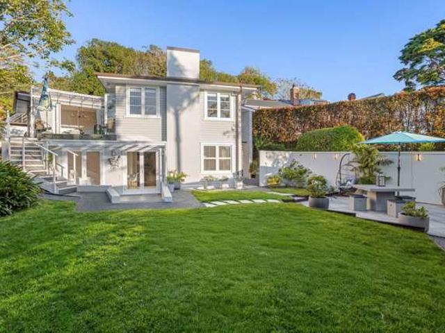 House for sale in Balmoral