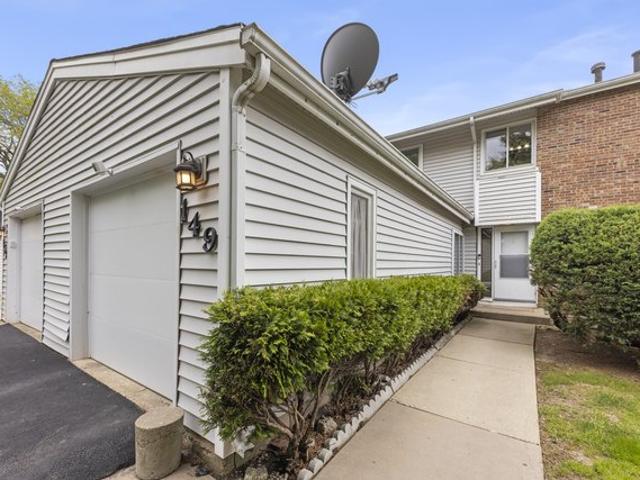 Townhouse for sale in Bolingbrook, Illinois