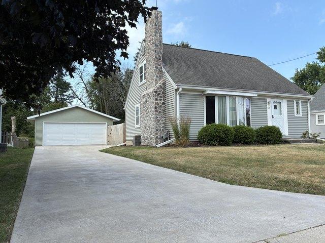 House for sale in Cedar Grove, Wisconsin