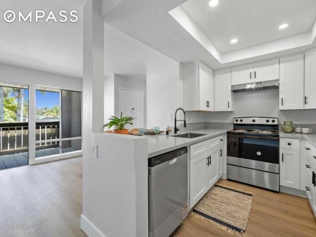 Townhouse for sale in Encinitas