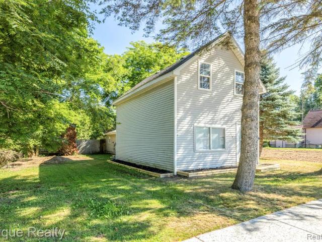 House for sale in Croswell, Michigan