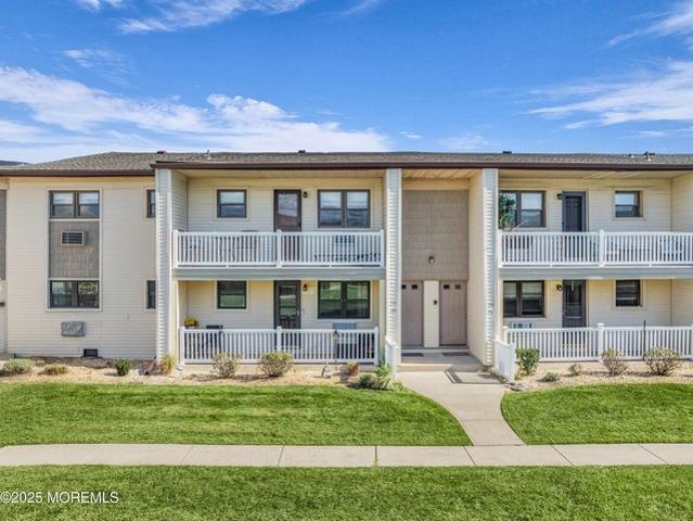 Condo for sale in Monmouth, New Jersey