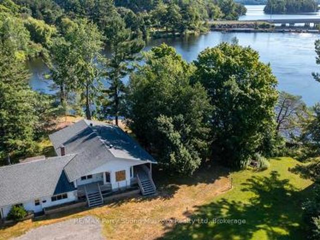 House for sale in Parry Sound, Central Ontario