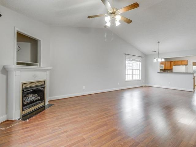 Townhouse for sale in Lugoff, South Carolina
