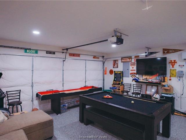 House for sale in Snook, Texas
